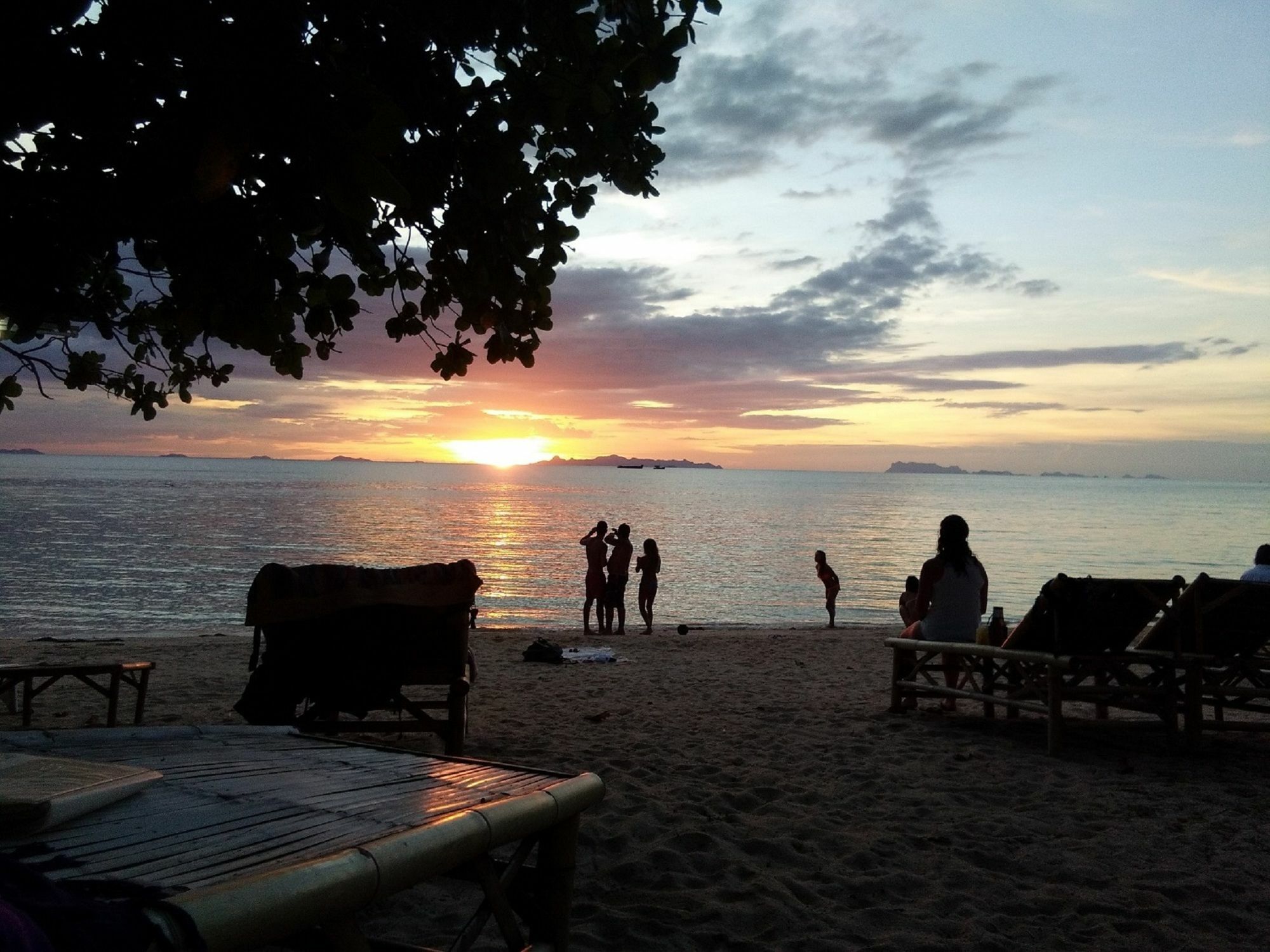 I Talay Beach Bar & Cottage Taling Ngam Ngoại thất bức ảnh